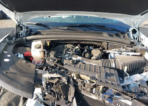 2024 Jeep Grand Cherokee L Altitude X 4X4 z USA, uszkodzony, nr VIN 1C4RJKAG8R8533692